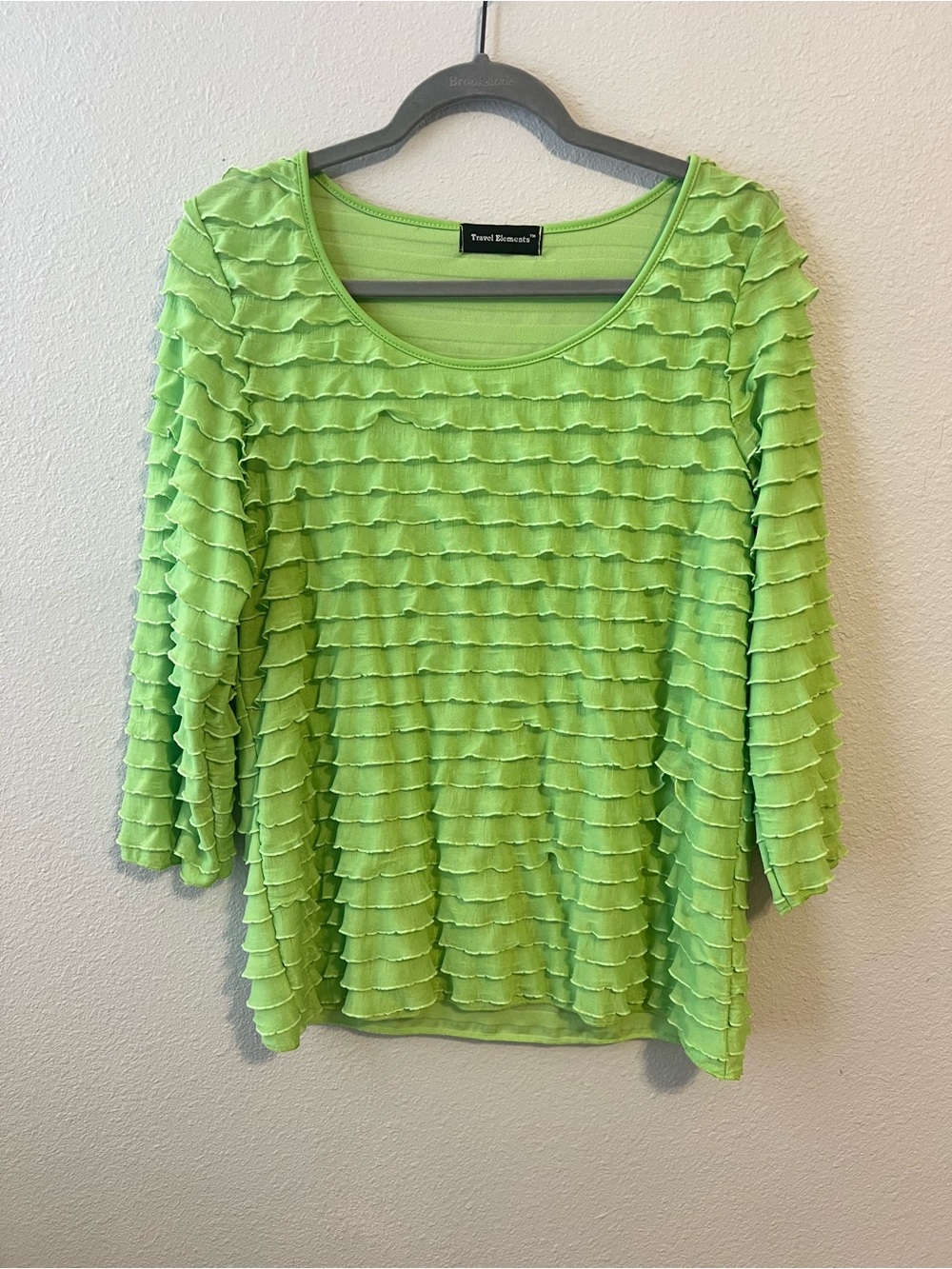 Travel Elements Lime Green Ruffle Top Women's Large 3/4 Sleeve 90’s